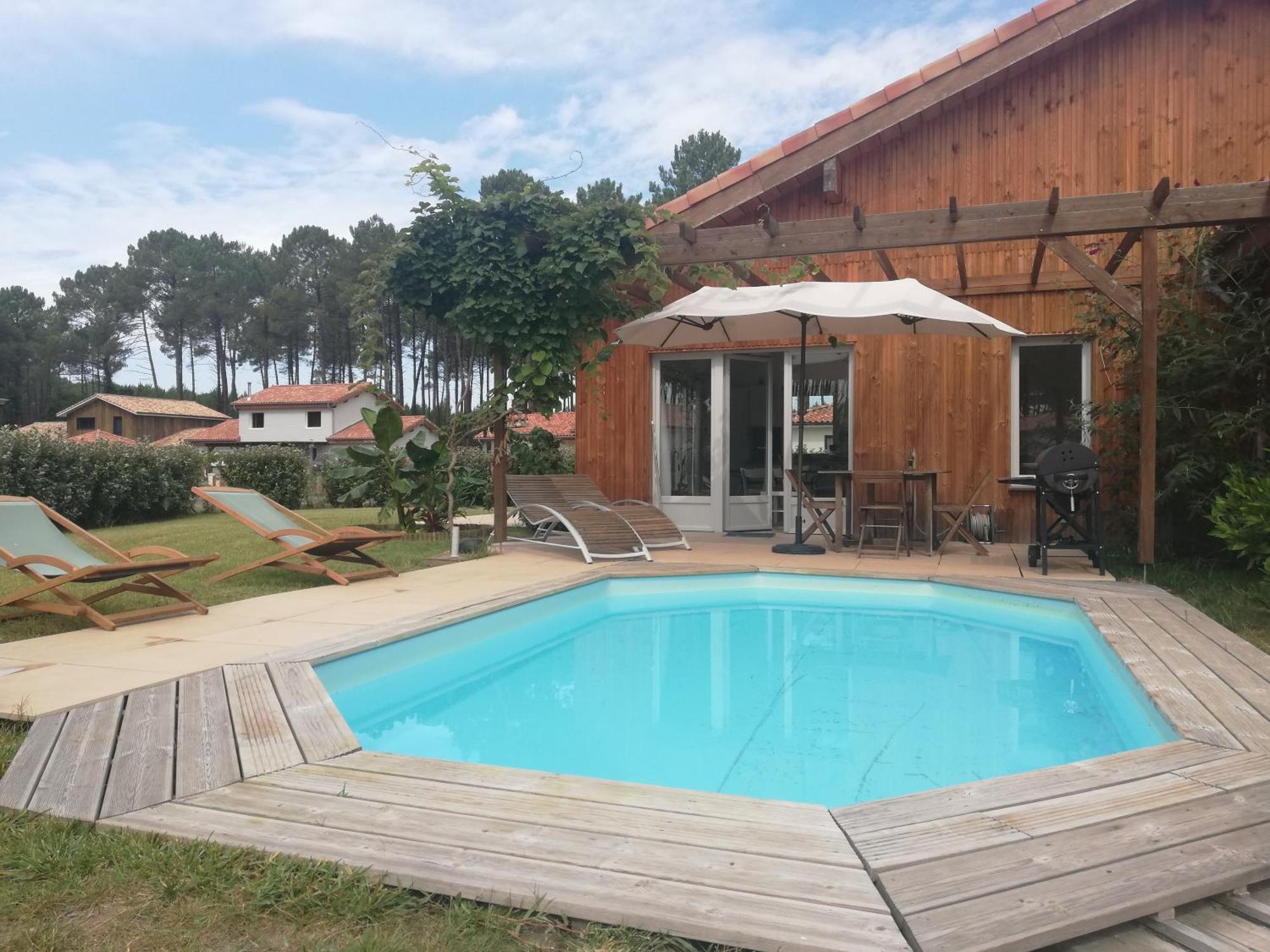 Maison Moderne Proche Lac Et Plage 莱昂 外观 照片