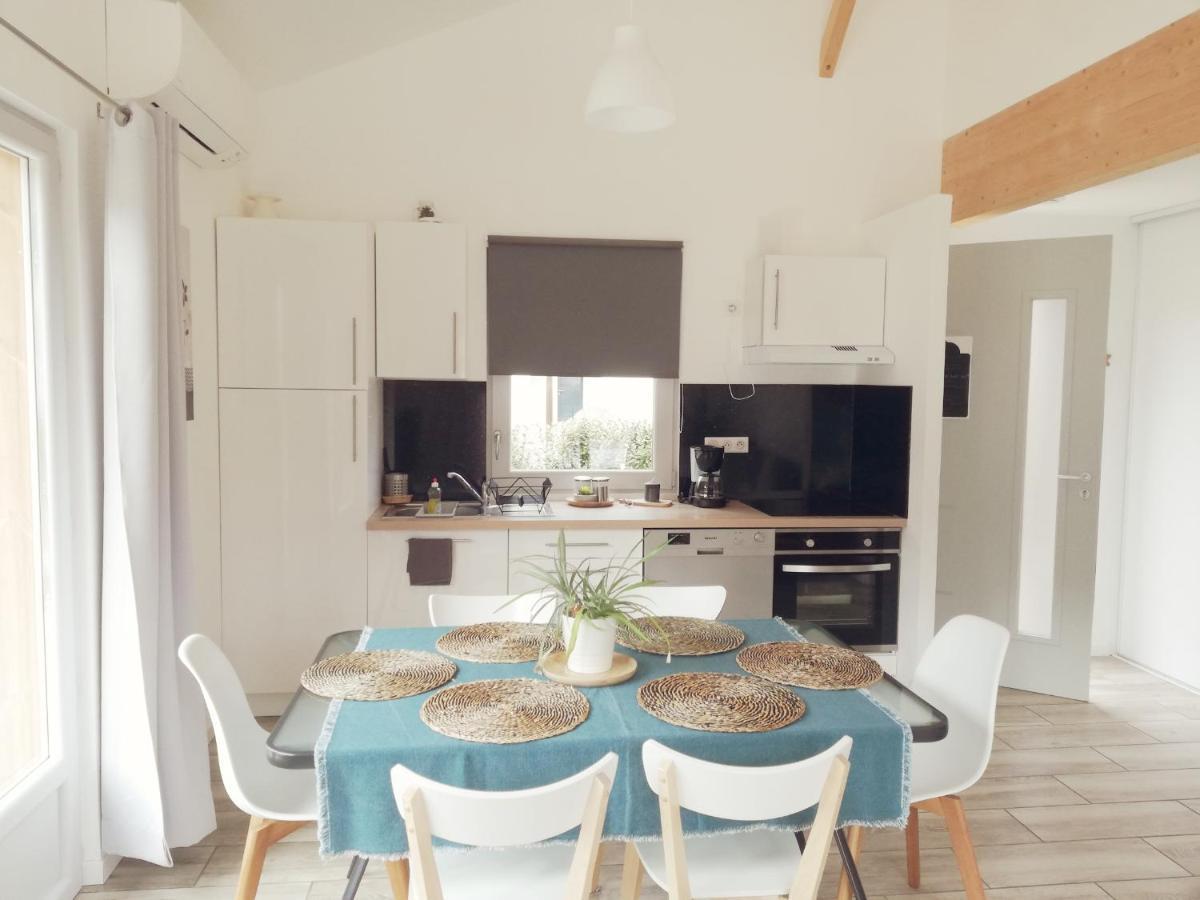 Maison Moderne Proche Lac Et Plage 莱昂 外观 照片